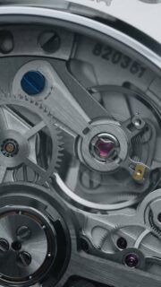 Sea testigo de la precisión en movimiento. ZENITH presenta el CHRONOMASTER Sport Skeleton en #WatchesAndWonders2026. Su arquitectura esqueletizada revela el movimiento de alta frecuencia El Primero 3600 SK, una maravilla de la ingeniería y el diseño.
--------------------------------
Witness precision in motion. ZENITH unveils the CHRONOMASTER Sport Skeleton at #Entra. Its openworked architecture reveals the high-frequency El Primero 3600 SK movement, a marvel of engineering and design.

#ZenithWatches #ZenithChronomaster #WWG2026 amayajoyeros altarelojeria