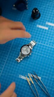 La artesanía se une a lo extraordinario. Desde la meticulosa preparación de la esfera de meteorito hasta el intrincado acabado del El Primero 3600, cada detalle del CHRONOMASTER Sport Meteorite refleja la constante búsqueda de la excelencia por parte de ZENITH. Un reloj donde convergen la belleza celestial y la maestría relojera.
-----------------------
Craftsmanship meets the extraordinary. From the meticulous preparation of the meteorite dial to the intricate finishing of the El Primero 3600, every detail of the CHRONOMASTER Sport Meteorite reflects ZENITH’s enduring pursuit of excellence. A timepiece where celestial beauty and watchmaking expertise converge.
#ZenithWatches #ZenithChronomaster #ElPrimero #amayajoyeros #altarelojeria