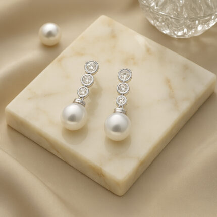 AMAYA - Pendientes Colgantes de Perlas y Diamantes