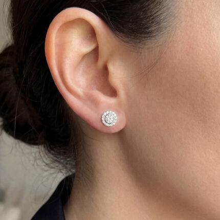 AMAYA - Pendientes Solitarios Dormilona con Orla de Diamantes