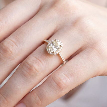 AMAYA - Anillos Compromiso en Oro Amarillo con Diamante