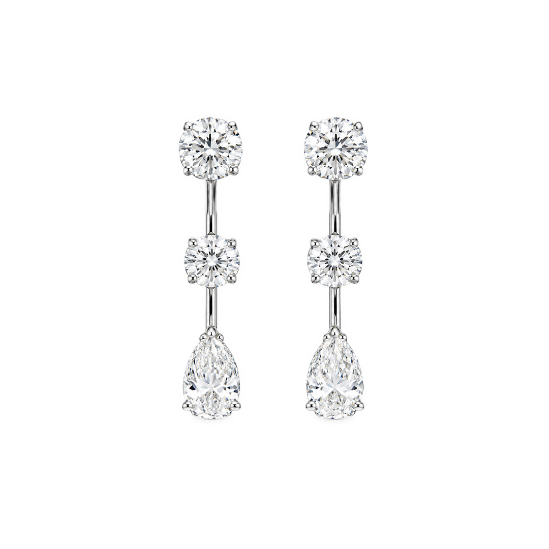 AMAYA - Pendientes Largos de Oro Blanco con Diamantes AMAYA - Pendientes Largos de Oro Blanco con Diamantes